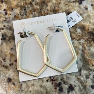 NWT Kendra Scott hoop earrings